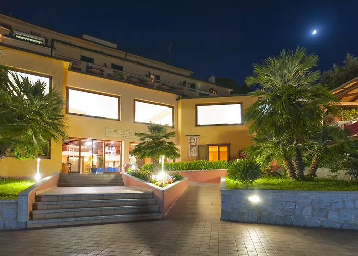 Hotel La Perla Del Golfo Procchio 