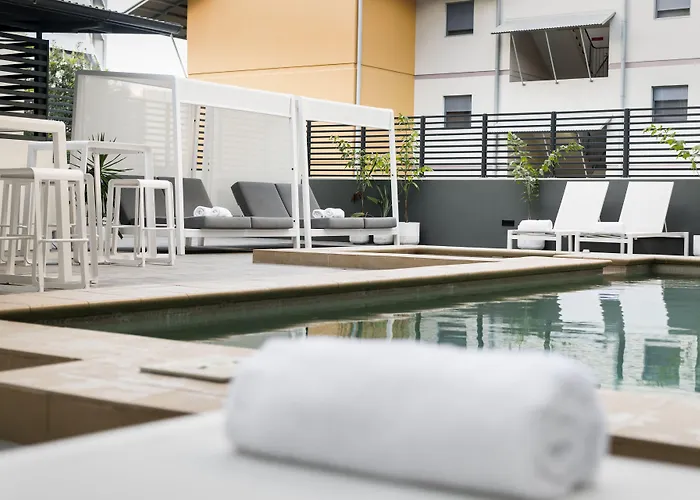 Grand Hotel And Apartments Townsville
