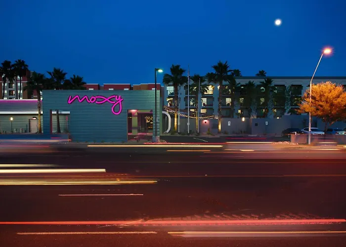 Moxy Phoenix /Asu Area