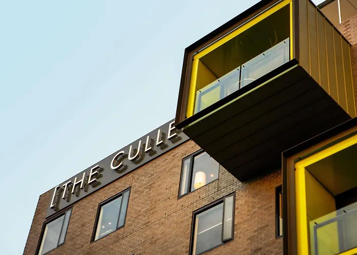 Cullen Melbourne - Art Series