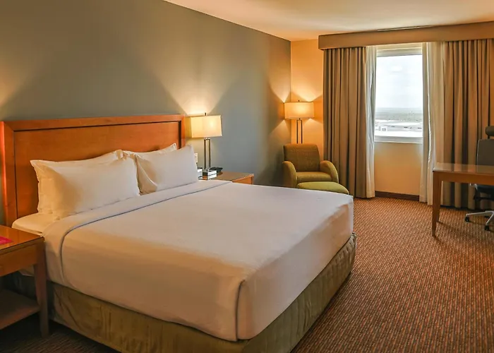 Crowne Plaza Monterrey Aeropuerto, an IHG Hotel Apodaca