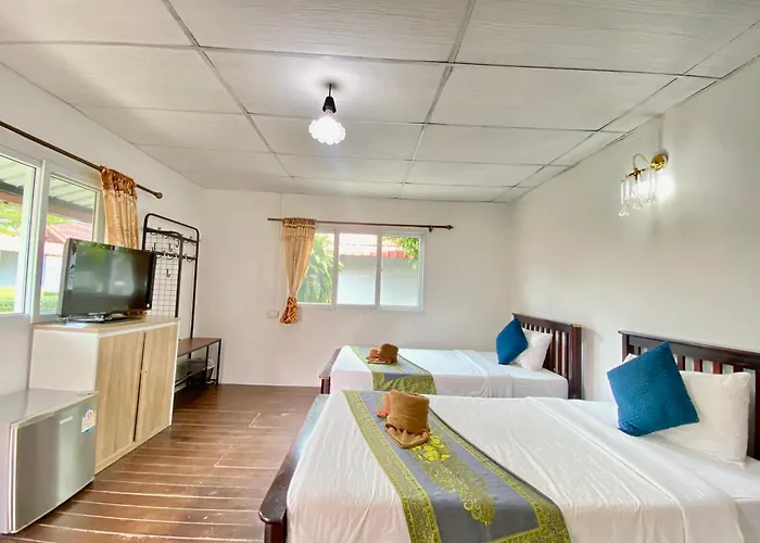 Phi Phi Ba Kao Bay Resort