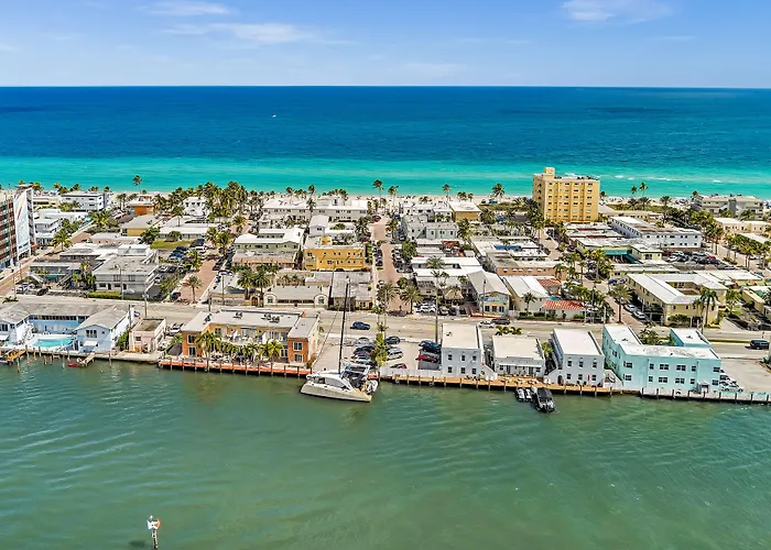 Hollywood Beach s