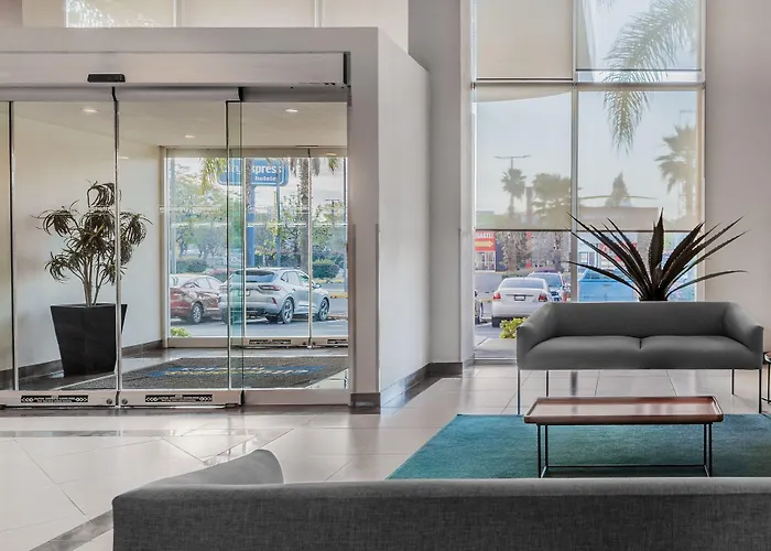 City Express By Marriott Queretaro Jurica