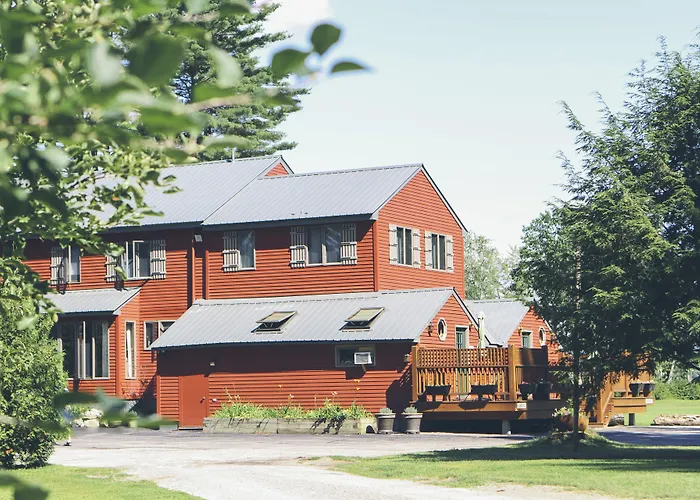 Old Saco Inn
