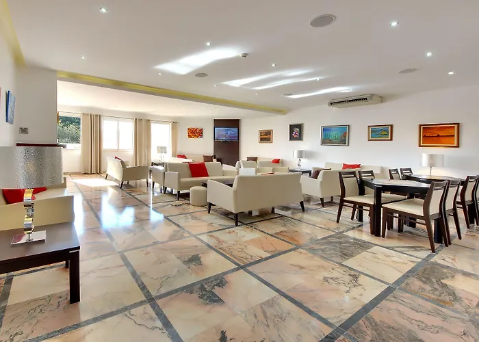 Zodiaco Hotel Quarteira