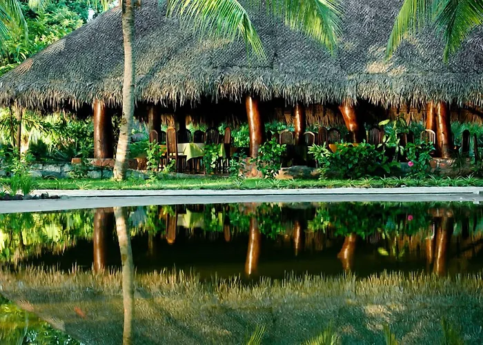 Ravintsara Wellness Hotel Ambaro
