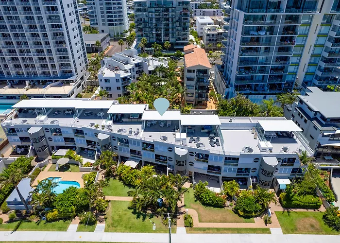 Sundeck Gardens