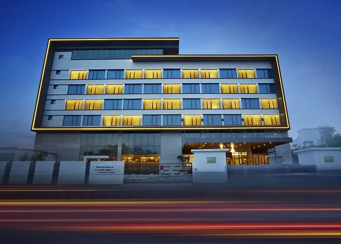 Vivanta Chennai It Expressway Omr
