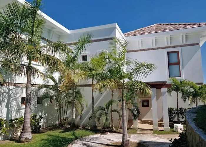 Las Verandas Hotel&Villas First Bight
