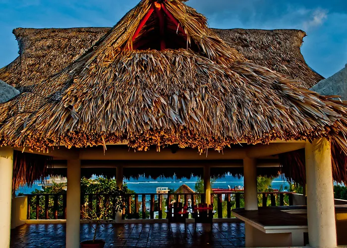 Hotel El Moro Puerto Morelos