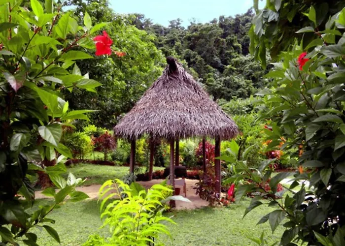 Maqai Beach Eco Resort