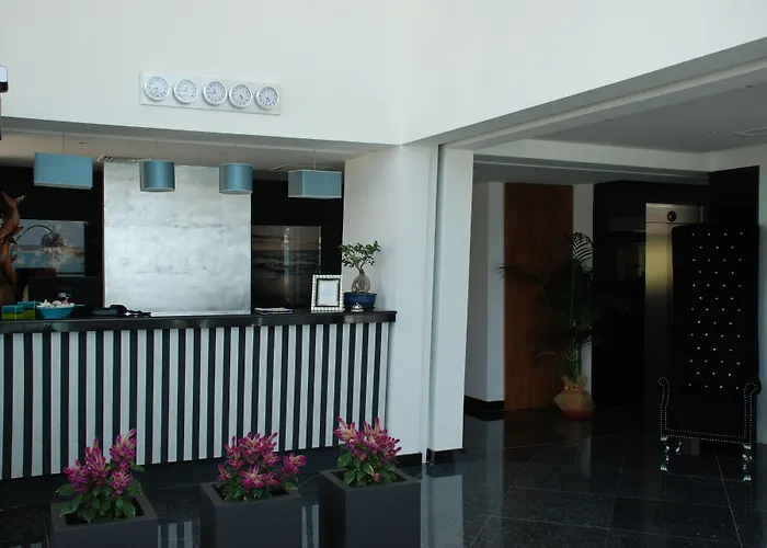 Water'S Edge Hotel Birżebbuġa