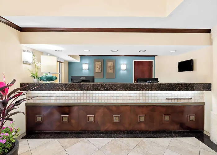 Best Western Intracoastal Inn