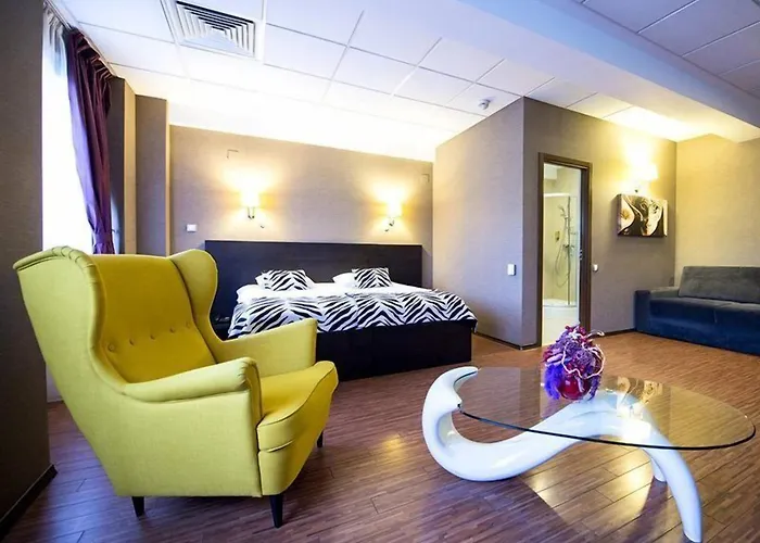 Business Hotel