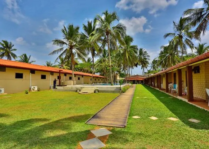 Amagi Beach - Secluded Slice Of Paradise Marawila