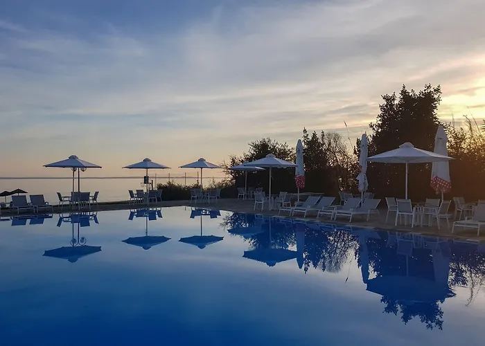Alkinoos Beach