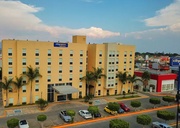 City Express By Marriott Tehuacan