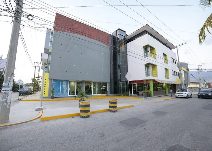 Hotel Rs Suites