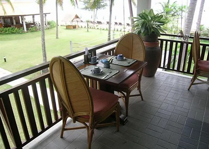 Coral Hotel Bangsaphan Bang Saphan