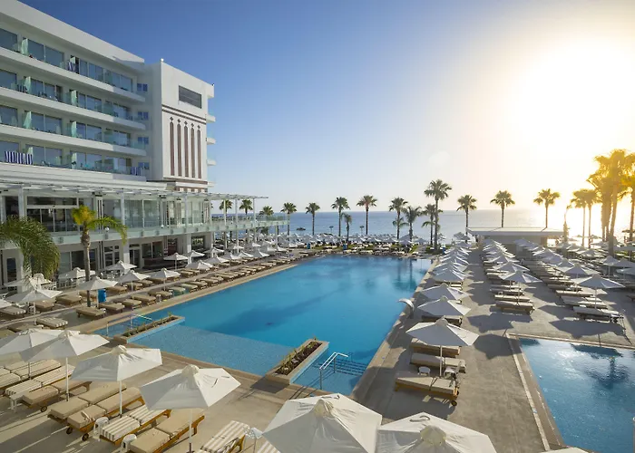 Constantinos The Great Beach Hotel Protaras