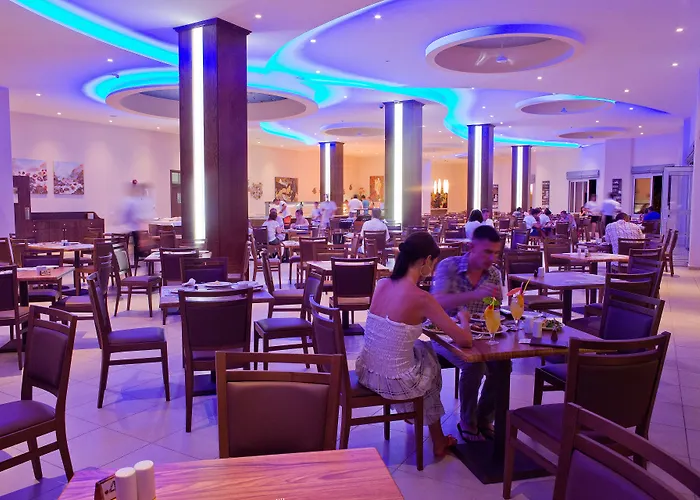 Tofinis Hotel Agia Napa