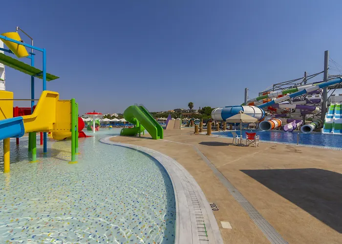 Tofinis Hotel Ayia Napa