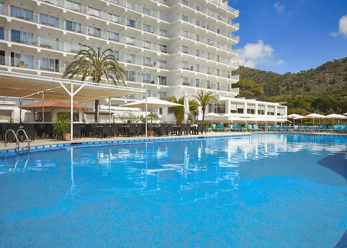 Universal Hotel Castell Royal Canyamel 