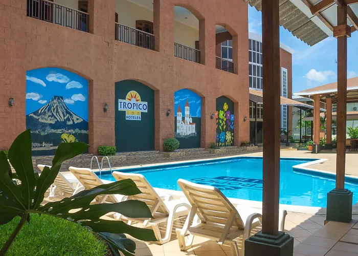 Tropico Inn
