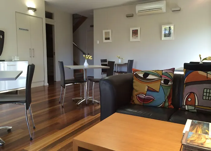 Chaucer Palms Boutique B&B