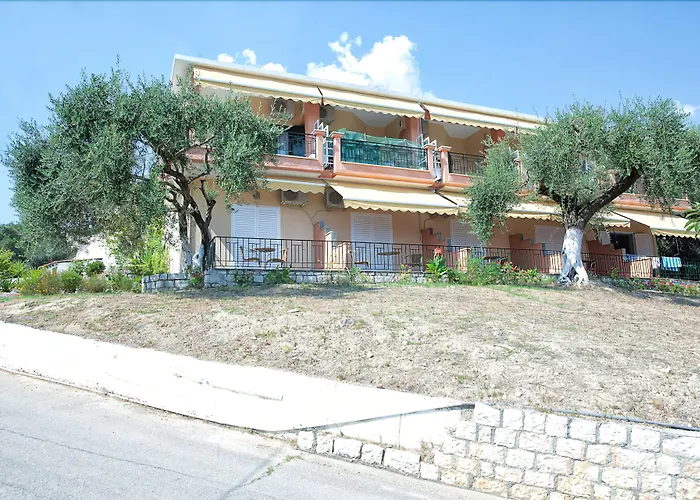 Enjoy Lichnos Bay Village, Camping, Hotel And Apartments Parga