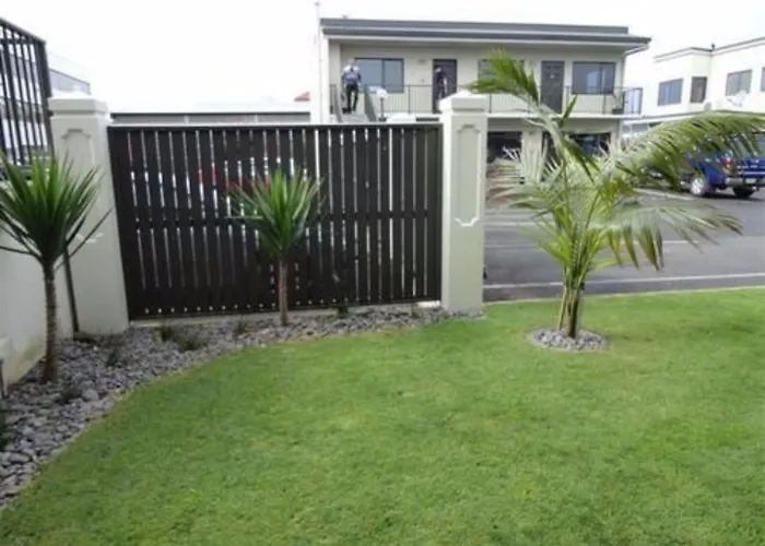 Abode On Courtenay Motor Inn