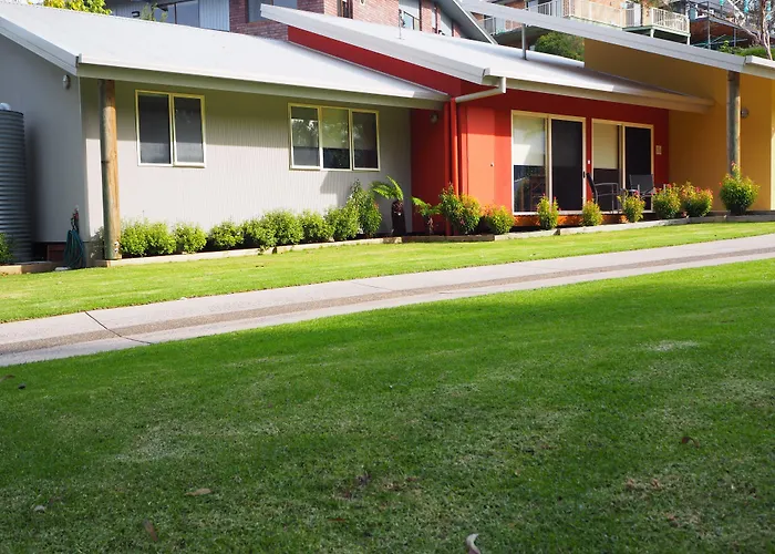 Tathra Beach House Holiday Apartments