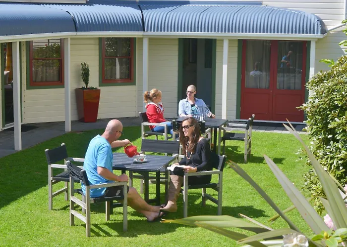 Ducks & Drakes Boutique Motel & Backpackers New Plymouth