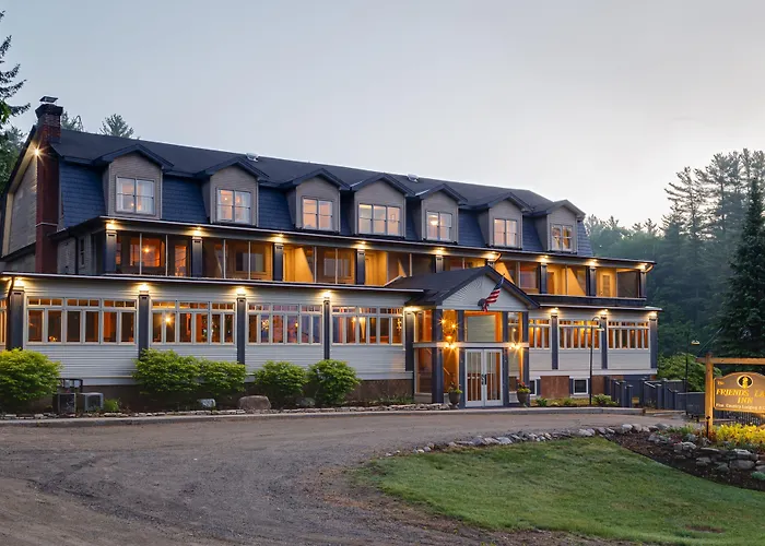 Friends Lake Inn