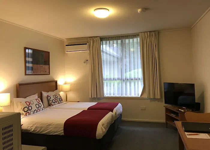 Knox International Hotel And Apartments