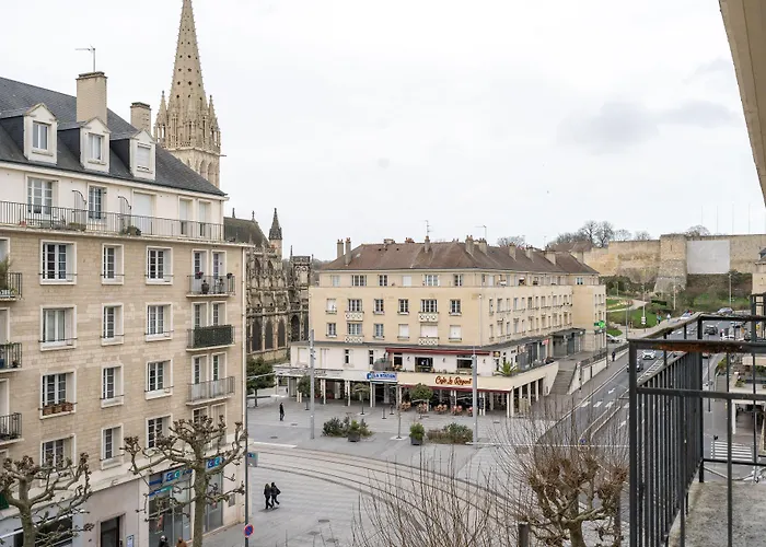 Logis Hotel Du Chateau Caen