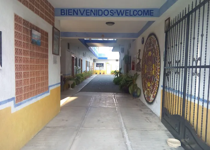Hotel Sarabi Barra de Navidad