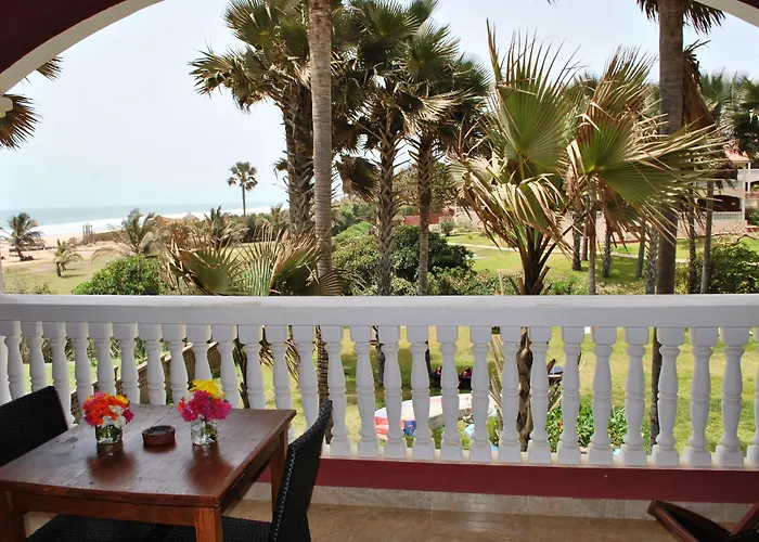 Lemon Creek Hotel Resort Bijilo