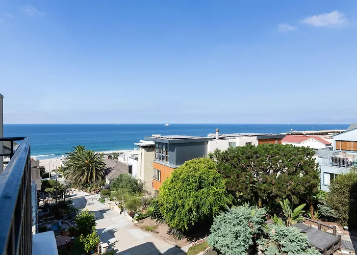 The Sea View Inn At The Beach