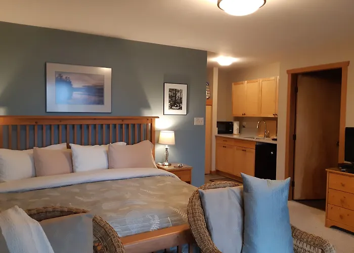 Reef Point Oceanfront Bed And Breakfast Ucluelet