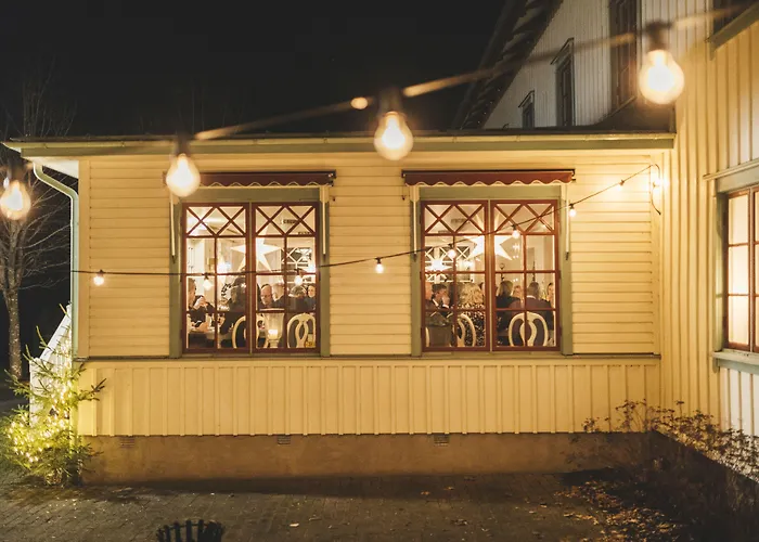Hotel Tva Skyttlar Örby