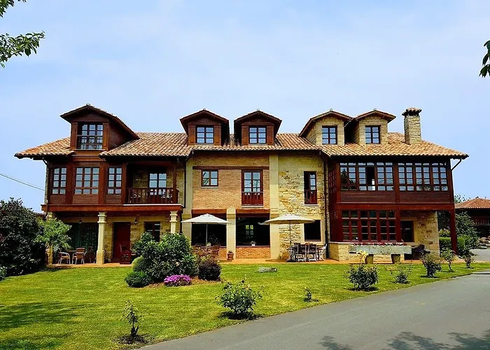 Hotel Casona De Tresali