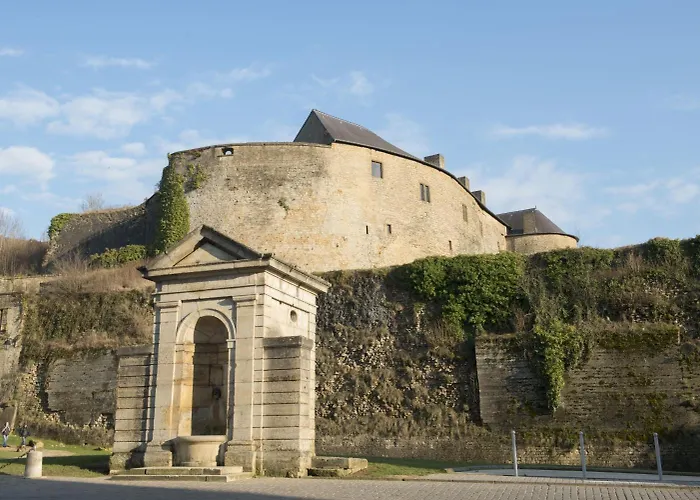 Hotel Le Saint Michel Sedan