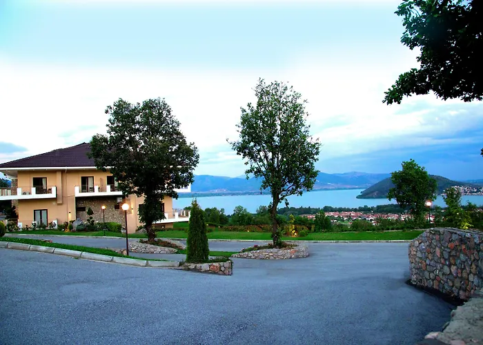Enastron View Hotel