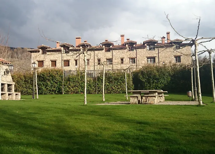Hotel Ribera Del Corneja