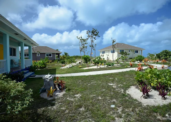 Rollezz Villas Beach Resort