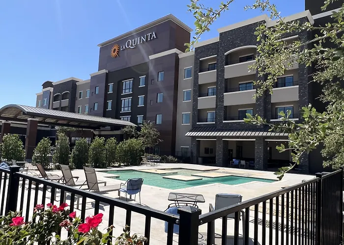 La Quinta Inn & Suites By Wyndham Lubbock Southwest