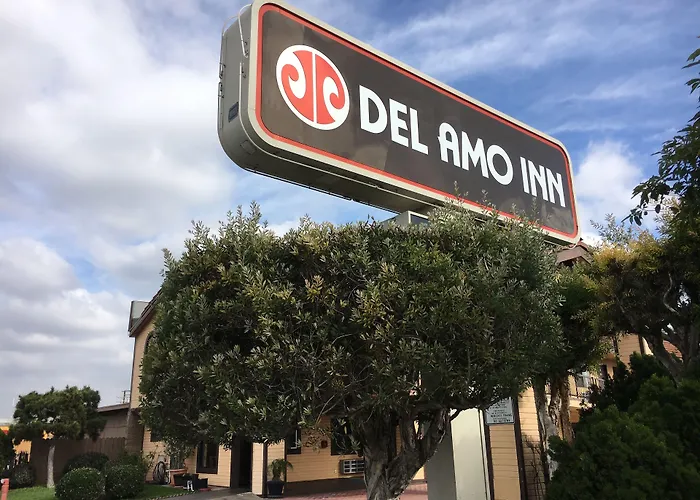 Del Amo Inn