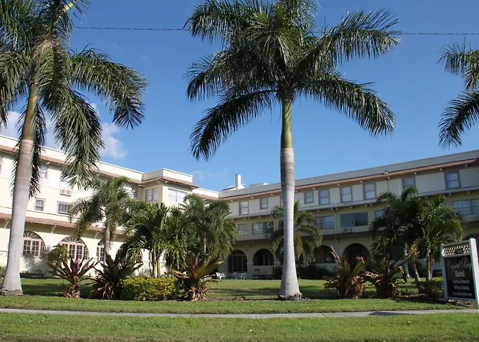 Crystal Bay Historic Hotel Sint-Petersburg